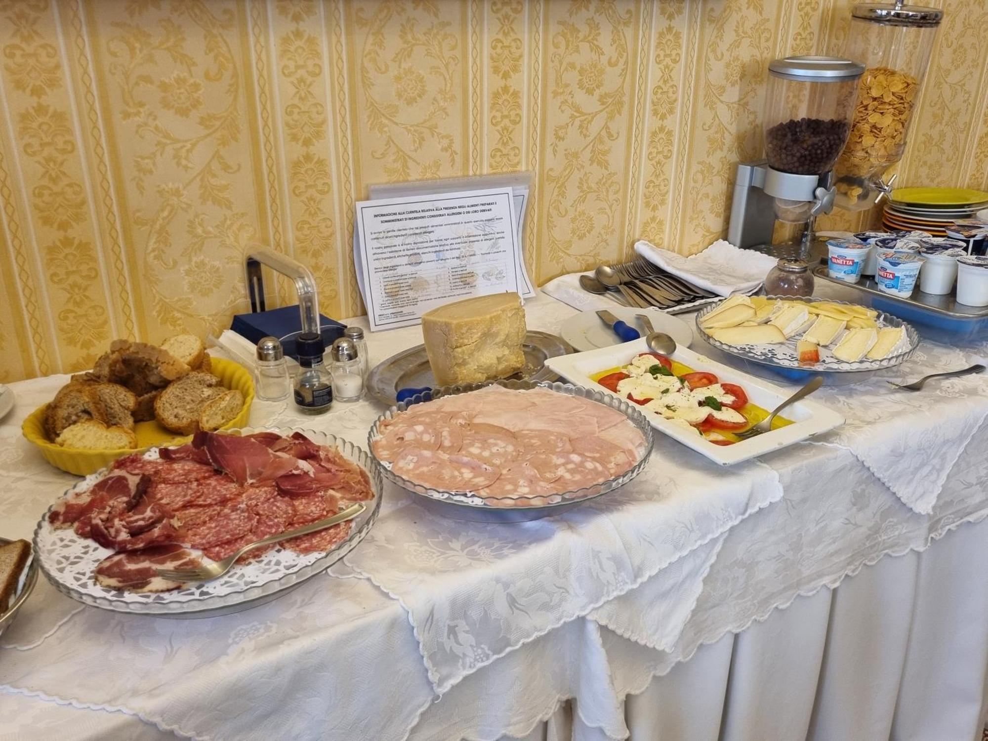 Albergo Il Marzocco - Hotel Dal 1860 Montepulciano Stazione Екстериор снимка
