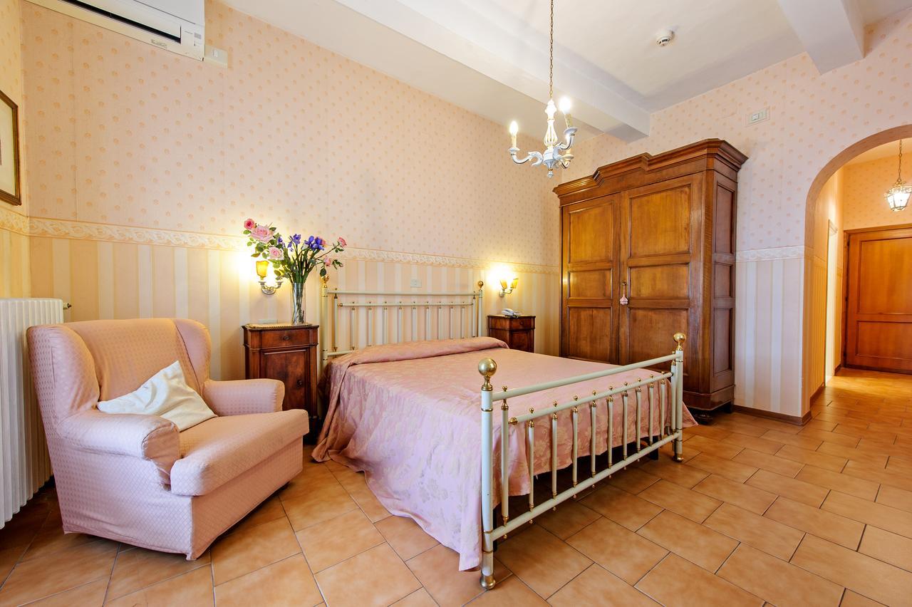 Albergo Il Marzocco - Hotel Dal 1860 Montepulciano Stazione Екстериор снимка